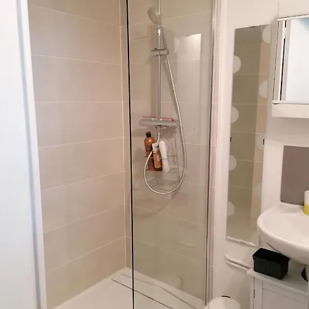 Studio Au Calme Apartamento *
